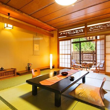 Yumoto Sakakibarakan Tsu Exterior photo