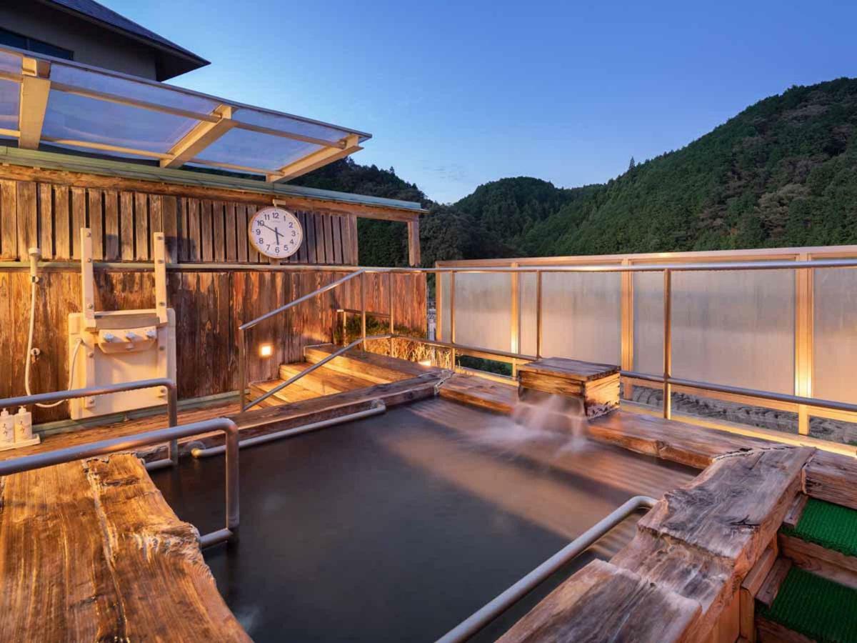 Yumoto Sakakibarakan Tsu Exterior photo