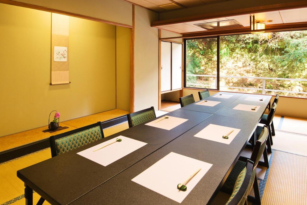 Yumoto Sakakibarakan Tsu Exterior photo